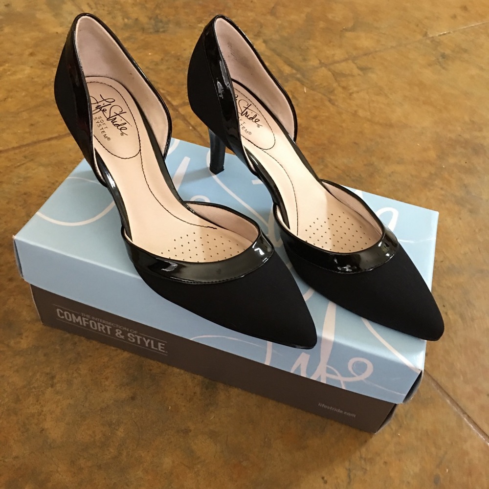 Lifestride Saldana d’Orsay Pumps black